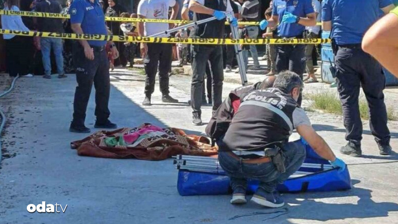 aydinda kaza uc yasindaki cocuk kamyonun altinda kaldi fuAwYCwf